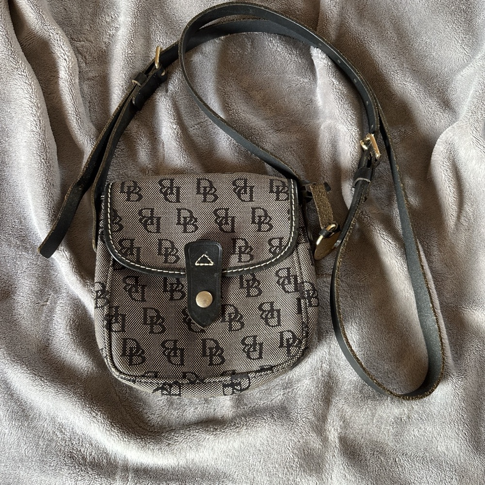 Vintage Dooney & Bourke Black and Gray Crossbody Bag